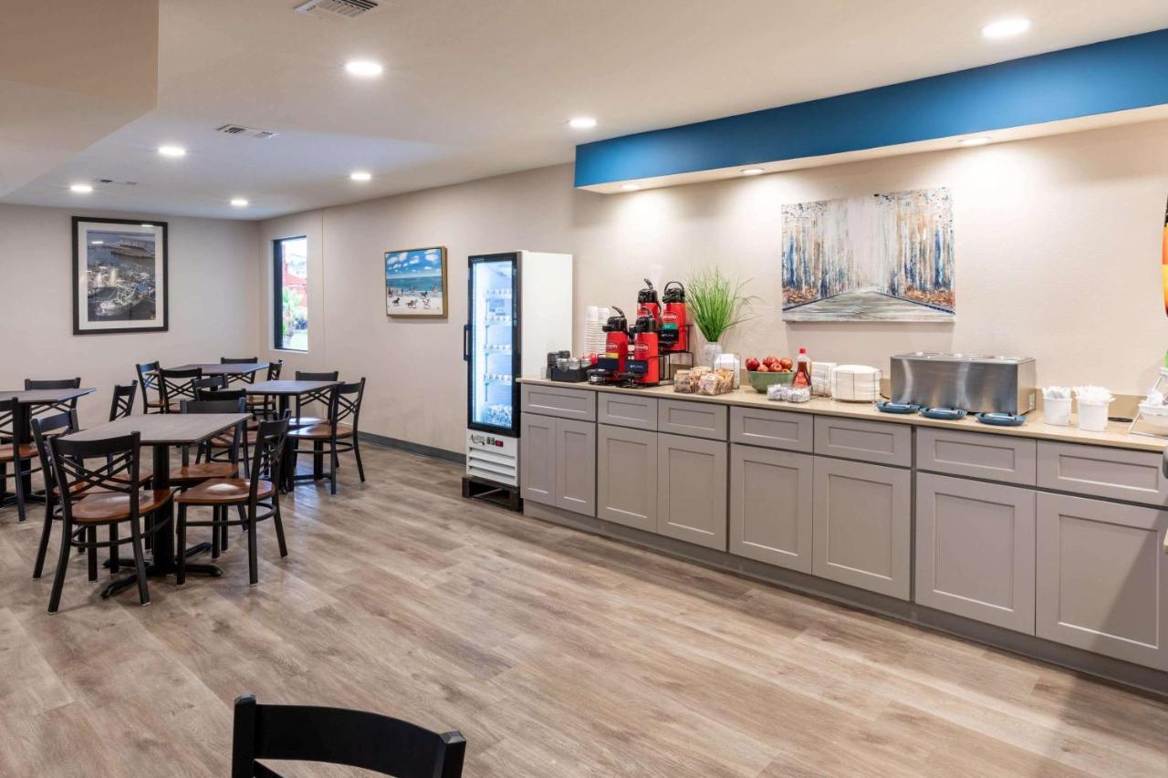 Baymont By Wyndham Biloxi - Ocean Springs Motel Ngoại thất bức ảnh